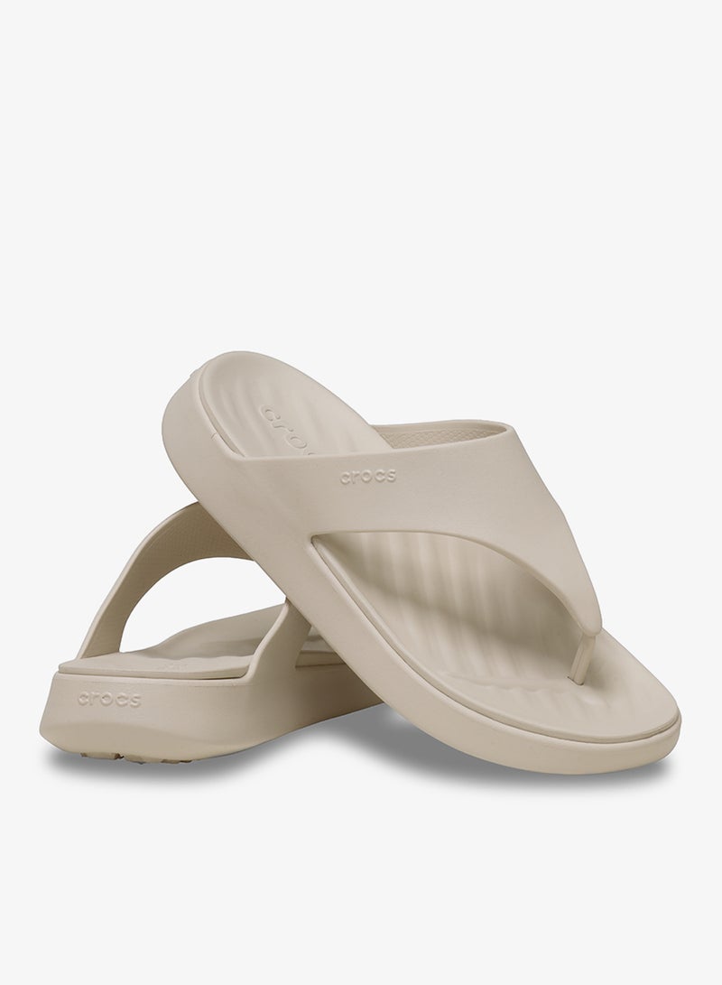 crocs Getaway Triangle Flip Flops - Image 3